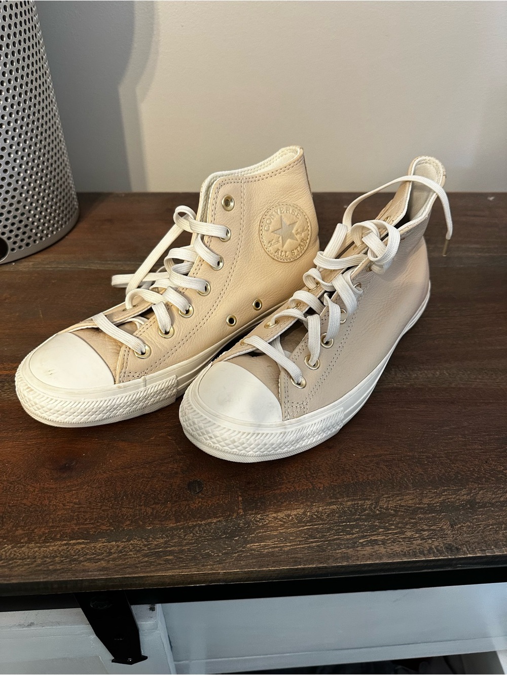 Tan leather high top Converse